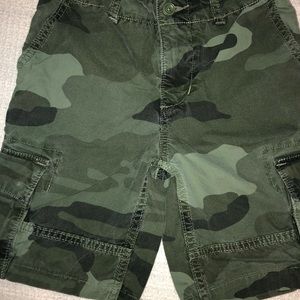 Boy’s GAP Camo shorts